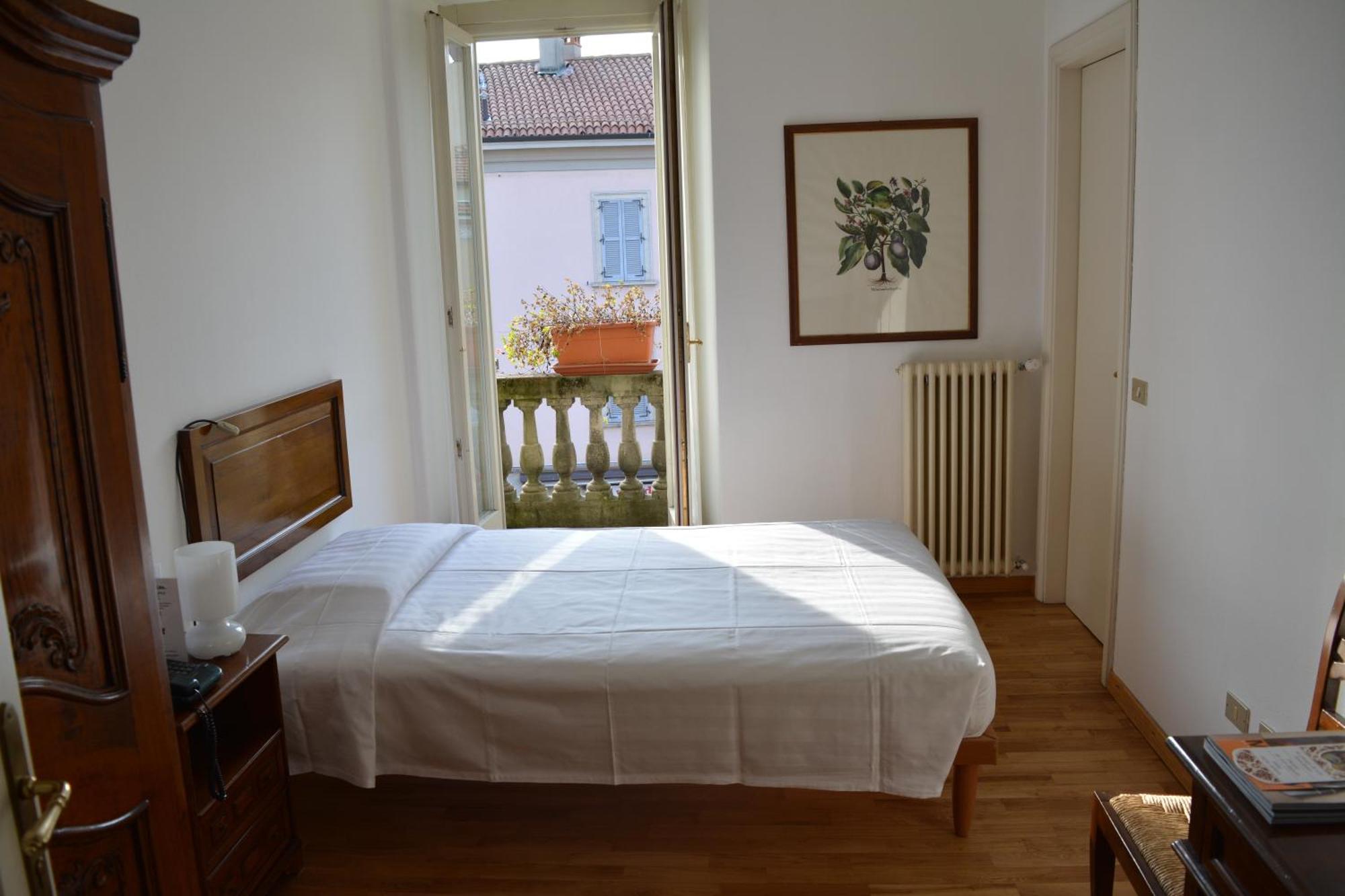 Albergo Bologna Варезе Стая снимка
